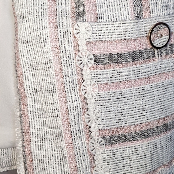 8 • Laundry by Shelli Segal • Soft Blush & White Metallic Thread Tweed Blazer - Picture 8 of 10
